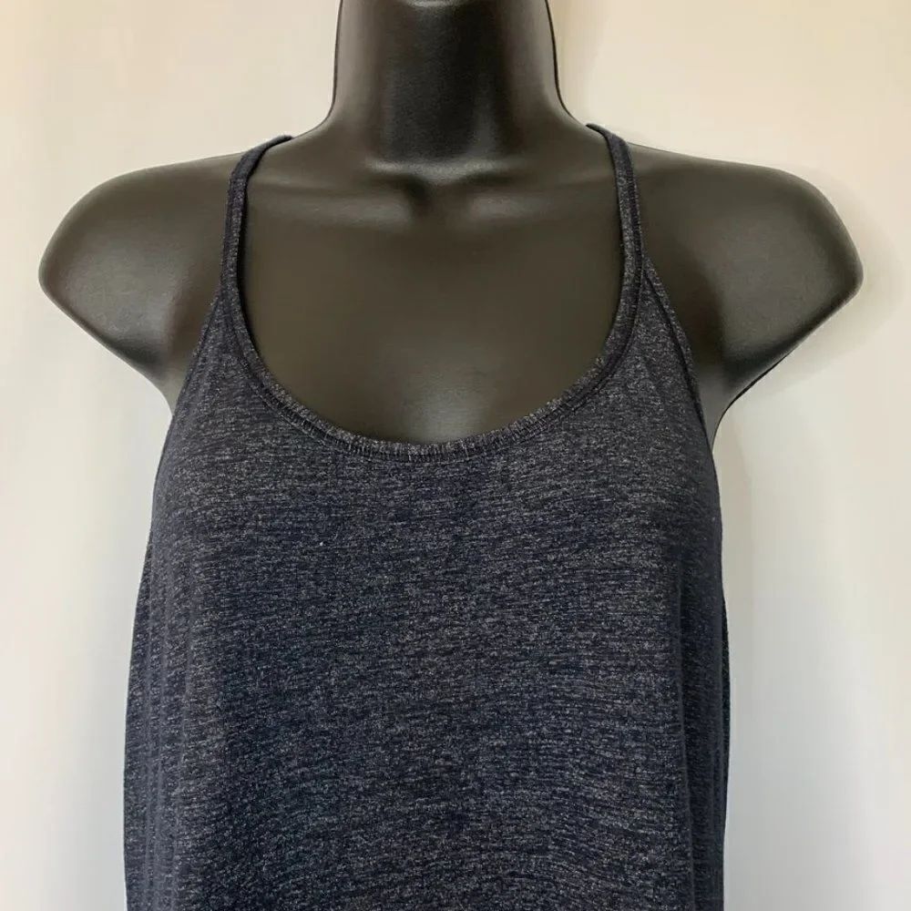Zella Tank Top - Picture 2 of 8